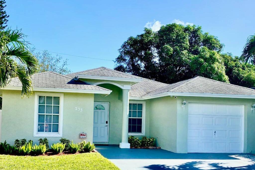 Spacious Home Near Downtown & The Beach Delray Beach Extérieur photo